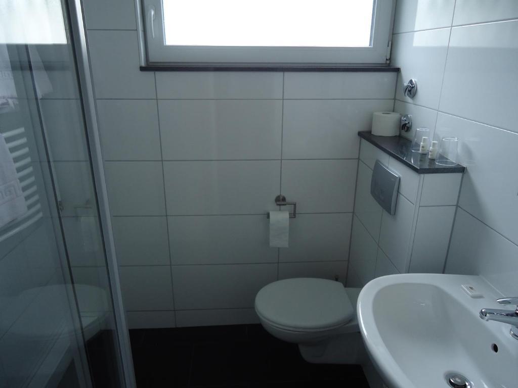 Centralhotel Ratingen Esterno foto